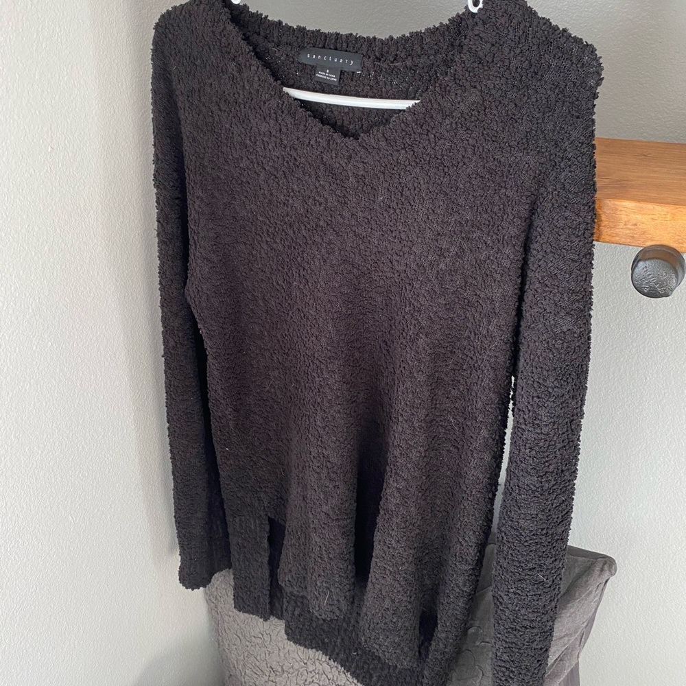 Black Soft Sweater!